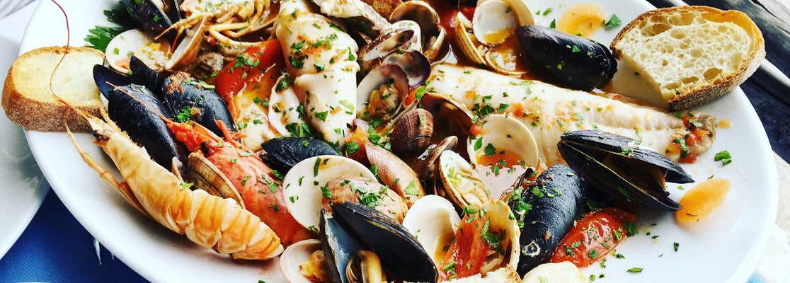 fish soup and seafood spaghetti is so amazing