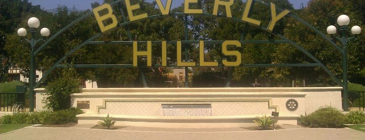 beverly hills sign is one of usa.