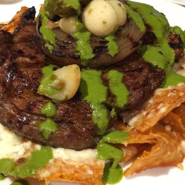 Border Grill critiques Las Vegas
