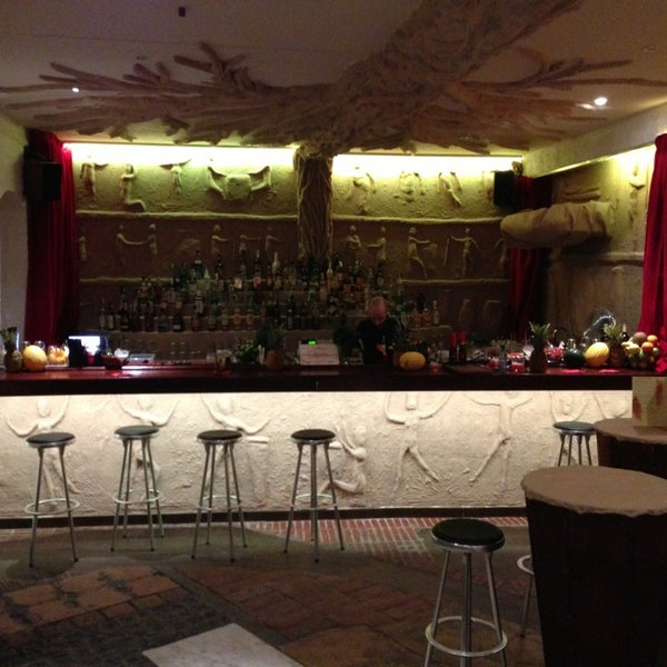 Etniko Cocktail Bar