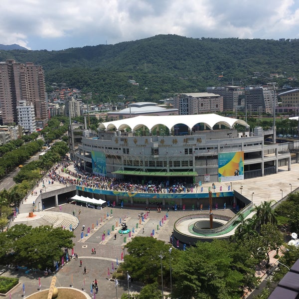 台北市立天母棒球场 taipei tianmu baseball stadium