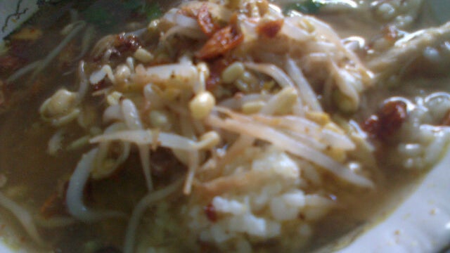 Soto Ayam Pak Rame