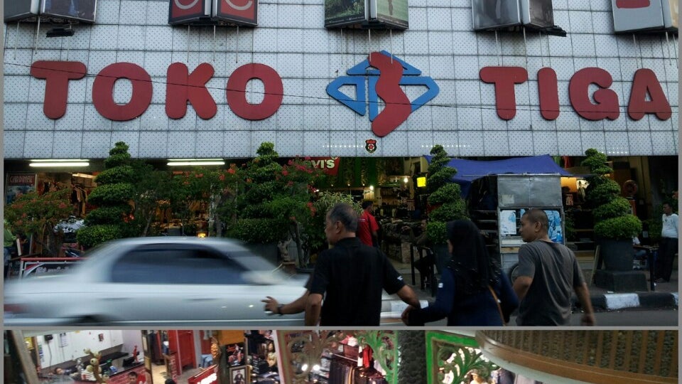 Toko Tiga - Original Jeans Centre