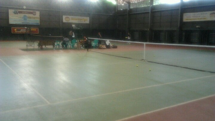 Lapangan Tennis Bea & Cukai