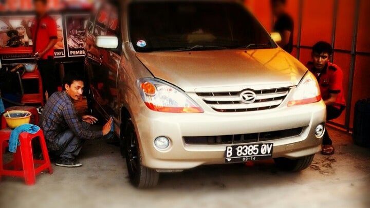 Polish Arena Car Salon Bekasi Square