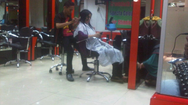 Yopie Salon