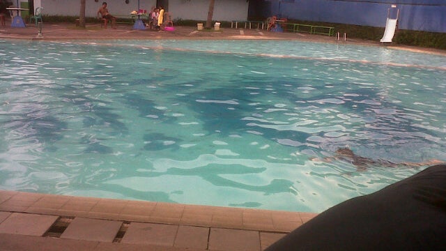 Kolam renang bintaro jaya sektor 1