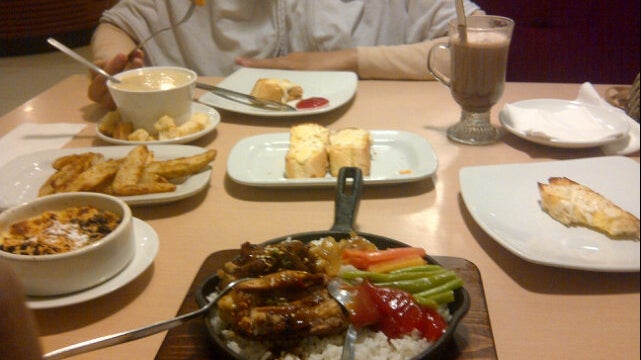 Pizza Hut ' Depok Town Center'