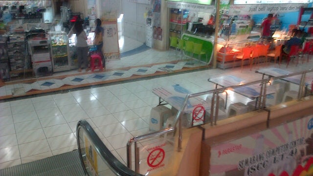Matahari Plaza Simpang Lima Lt. 5