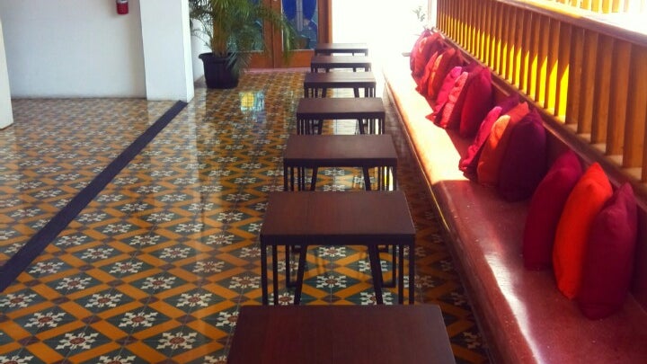 Honje Restaurant dan Dowa Bag