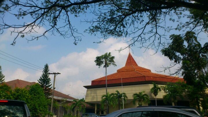 Gereja Kristen Indonesia (GKI) Darmo Permai