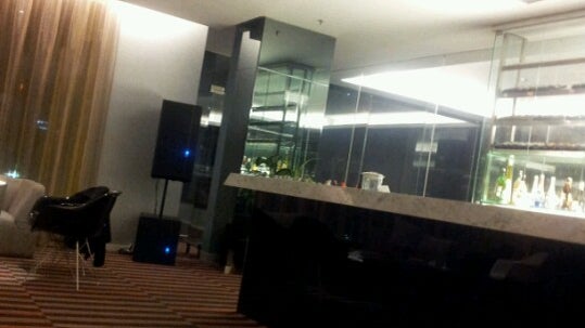 IT Center & Handphone Shop