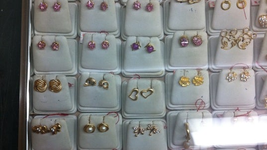 Toko Mas Tiga Dua Jaya Blauran