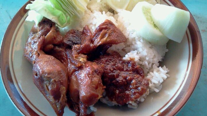Ayam Goreng dan Soto Pak Kromo