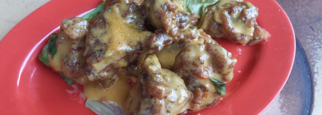 very nice, but the fish is over cooked and the meat is very "dry