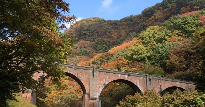 碓氷第三橋梁 (めがね橋)（長野県）｜こころから
