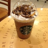 Starbucks Coffee TSUTAYA エミフルMASAKI店