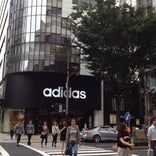 Adidas Brand Core Store 名古屋