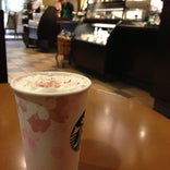 Starbucks Coffee 北浦和駅前店