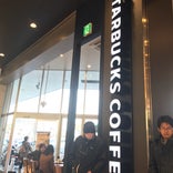 Starbucks Coffee TSUTAYA 和歌山高松店