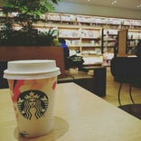 Starbucks Coffee 浦和 蔦屋書店