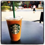 Starbucks Coffee 大阪城公園店