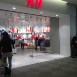 H&M ダイバーシティ東京 プラザ店