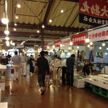 鳥取港海鮮市場 かろいち