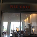 RIZ CAFE