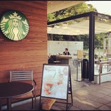 Starbucks Coffee 福岡大濠公園店