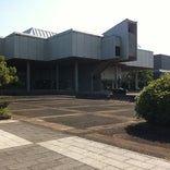 佐賀県立美術館