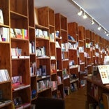 Books & Cafe