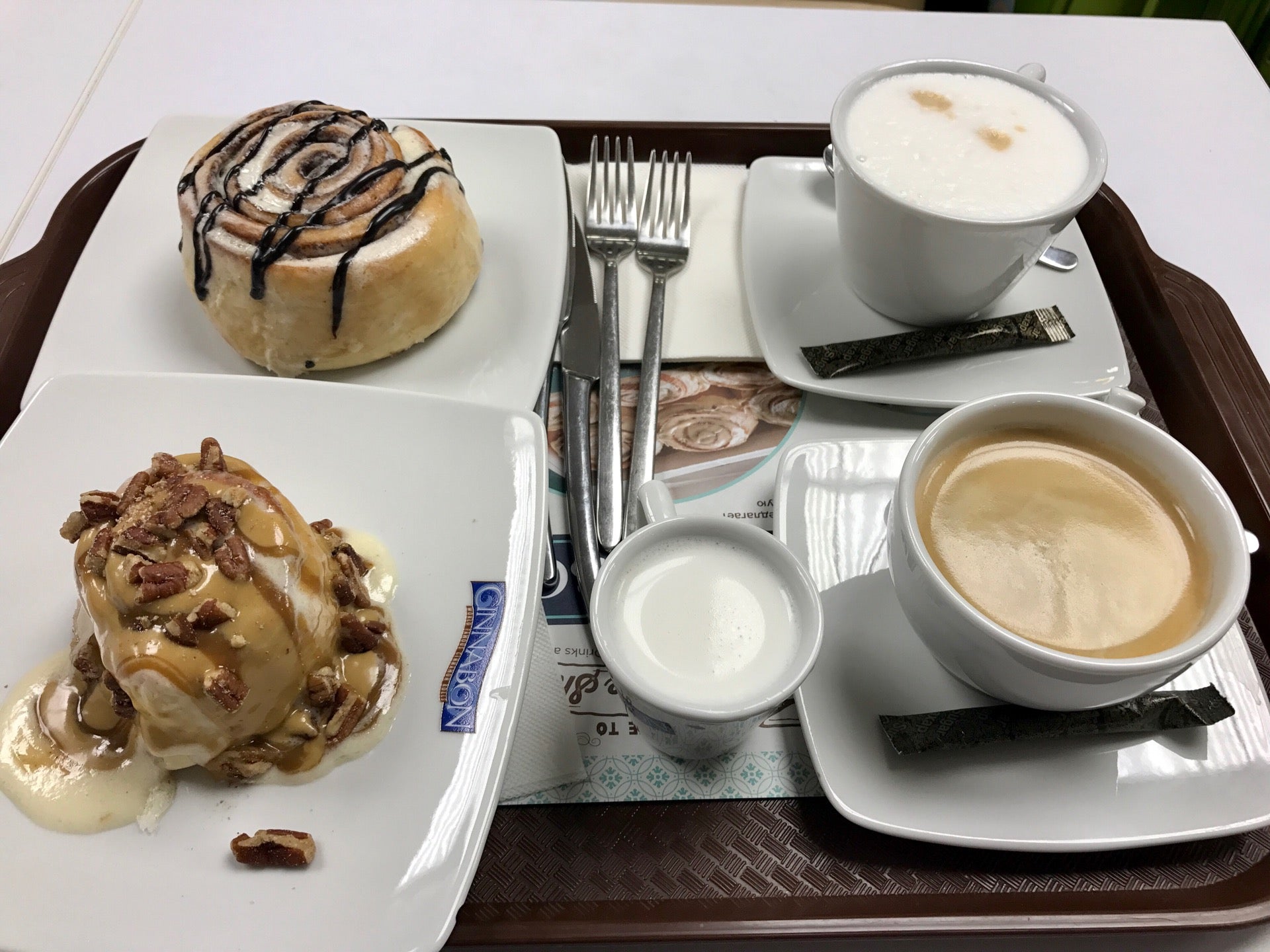 Cinnabon микс ролл