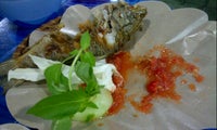 Warung Dewi - Spesialis Ikan Bakar
