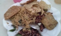 Pecel Madiun Laris Manis