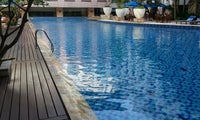 Novotel Swimming Pool