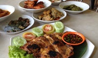 Rumah Makan Padang Sederhana