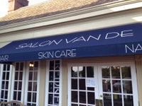 Salon Van De Salon Van De