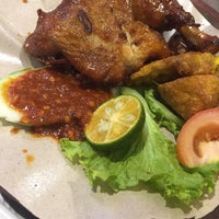 Dapur Penyet 621 Visitors Photo Taken At Dapur Penyet By Ezree N On 11 20 2017