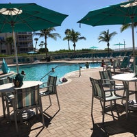 Tiki Bar At Lido Beach Resort Key Ben Franklin Blvd Photo Taken At Tiki Bar Lido Beach Resort By Rima A On 12
