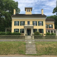 dickinson emily museum