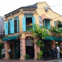 Photo taken at Geographér Café by Kurt L. on 10/2/2012