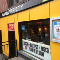 Photo taken at Miss Lily&amp;#39;s &amp;amp; Melvin&amp;#39;s Juice Box by Eric B. on 6/7/2013