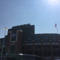 Johnsonville Tailgate Village - Lambeau Field - 7 tips