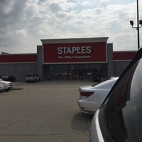 Staples 82 Visitors Photo Taken At Staples By Jill D On 8 7 2017