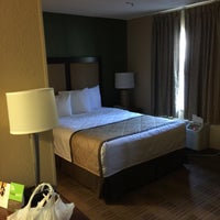 Photo taken at Extended Stay Deluxe by Johnathan W. on 2/5/2017