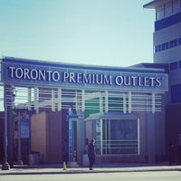 Toronto Premium Outlets - Outlet Mall in Halton Hills