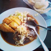 Pempek Ny. Kamto
