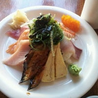 Photo taken at We Be Sushi by Lijie R. on 11/24/2012