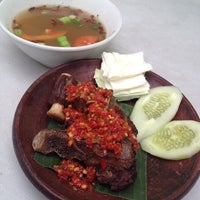 Sop Buntut Ibu Samino